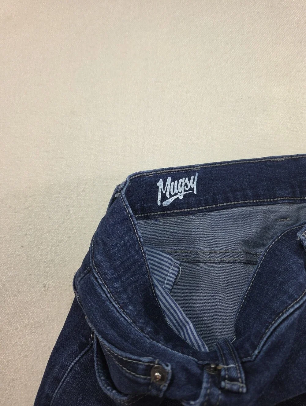 Mugsy Kinzies Jeans 35x32 Dark Wash Stretch Denim - Picture 6 of 9